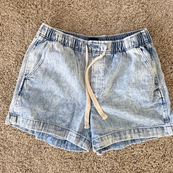 Women's Gap Denim Shorts with drawstring - Picture 3 of 5